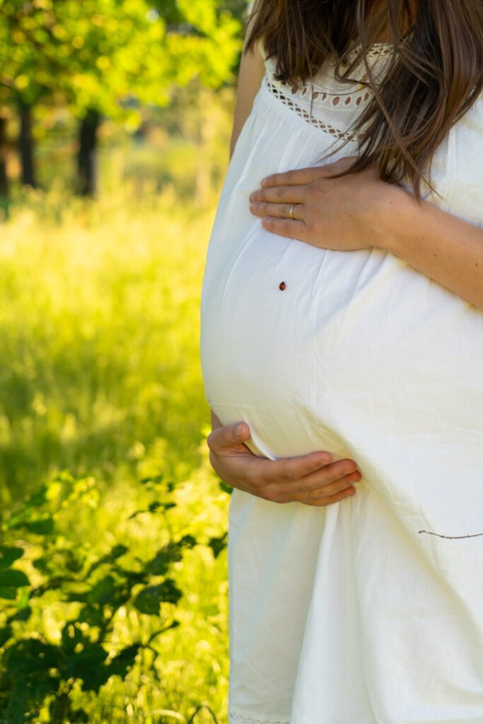 Schwangerschafts Fotoshooting Tipps Draussen
